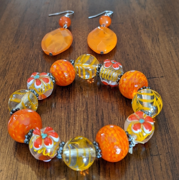 Jewelry - 🍊 Orange Beaded Bracelet and Earrings